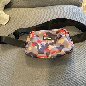ZYIA Fanny bag